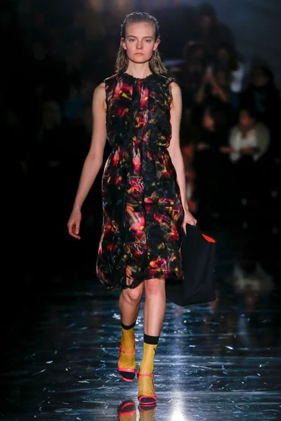Look 34